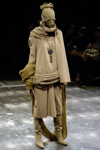 Look 8